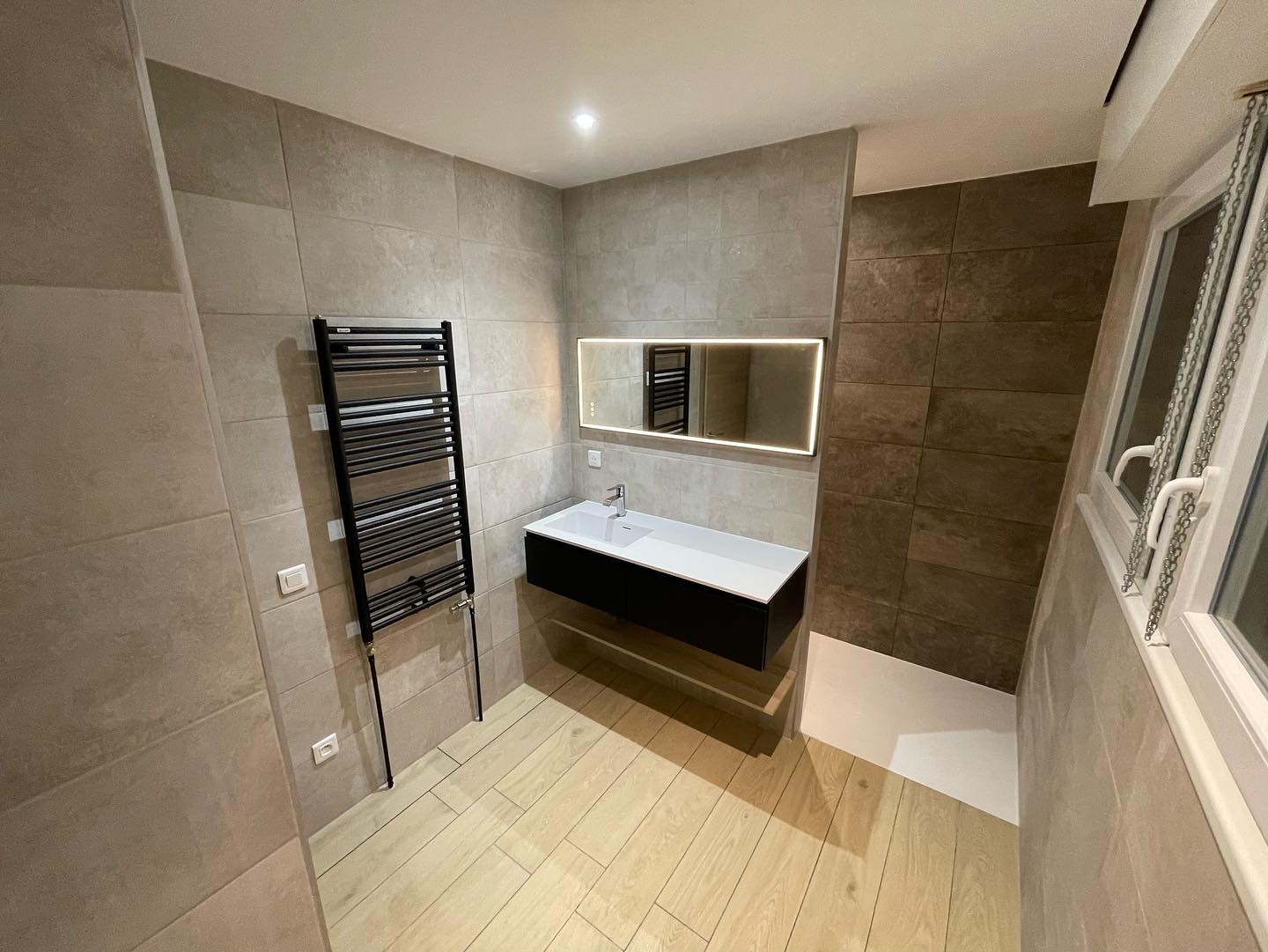 Illustration rénovation salle de bain