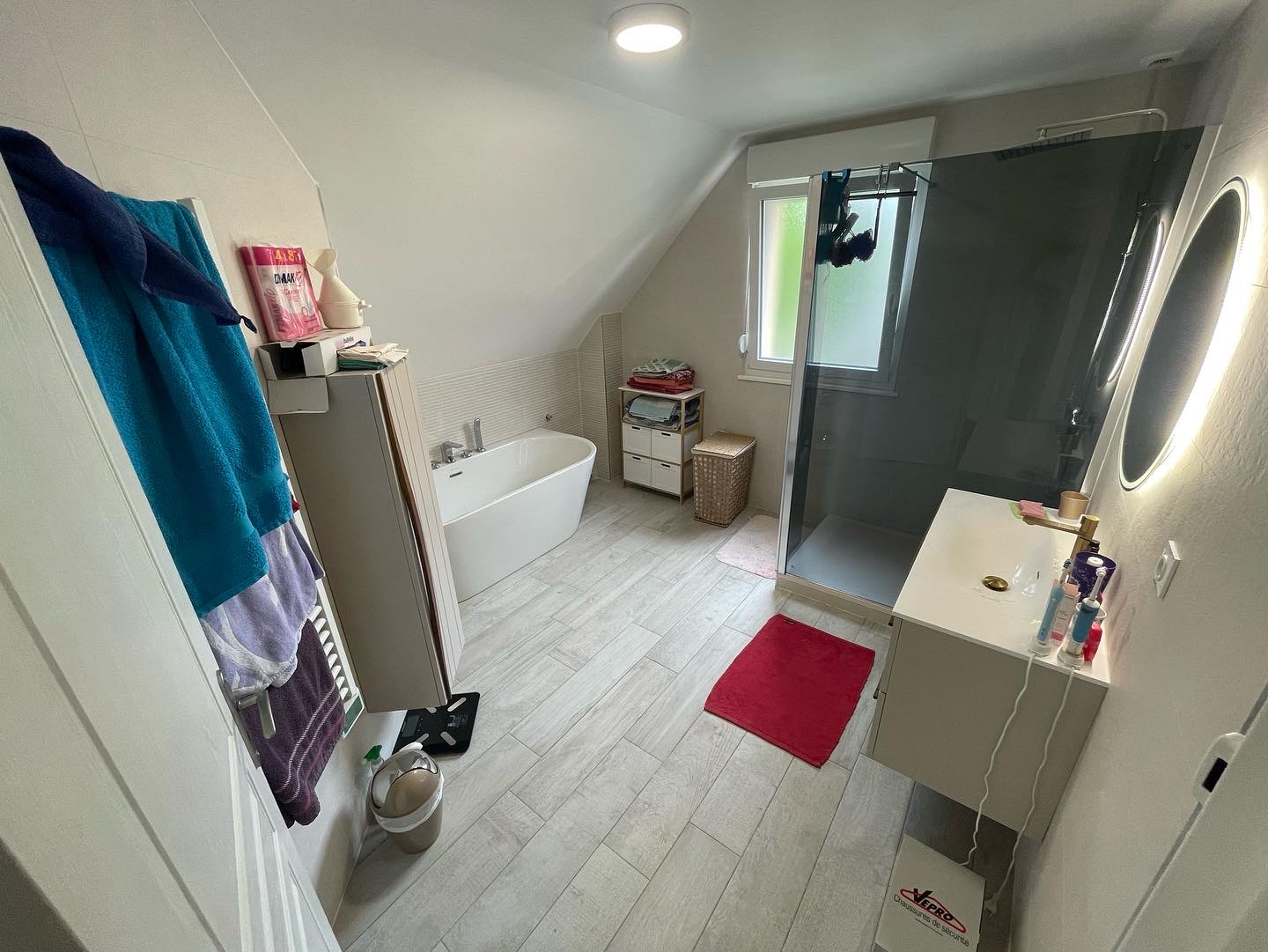 Illustration rénovation salle de bain